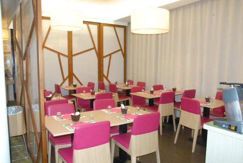 B&B Hotel Marseille Centre La Timone Екстериор снимка