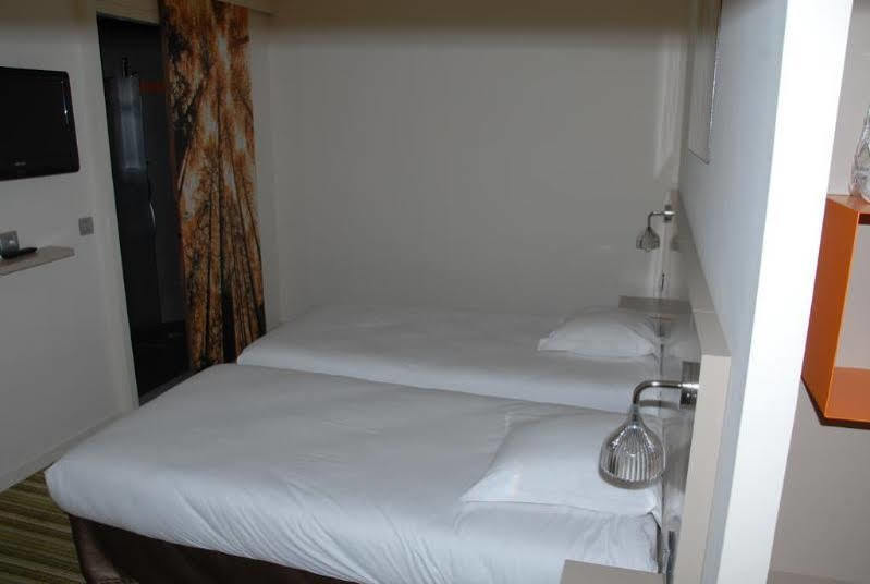 B&B Hotel Marseille Centre La Timone Екстериор снимка